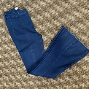 Women’s vervet belly bottom jeans size 27